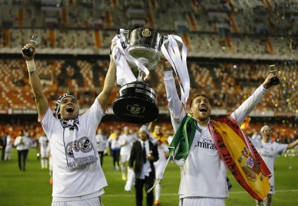 2014-04-16t215632z_332109194_gm1ea4h0get01_rtrmadp_3_soccer-spain-cup_reuters.jpg